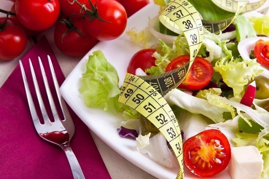 Vegetable salad to lose weight according to blood type