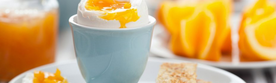 Boiled chicken eggs - the main product of the egg diet to lose weight