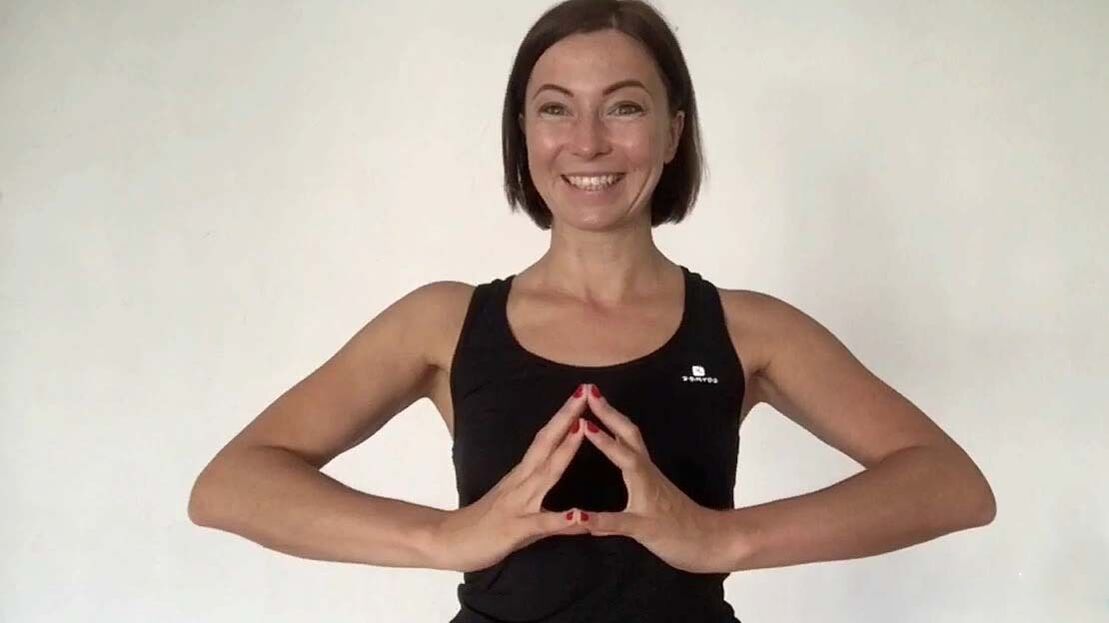 Do the Diamond exercise for effective weight loss in the arms